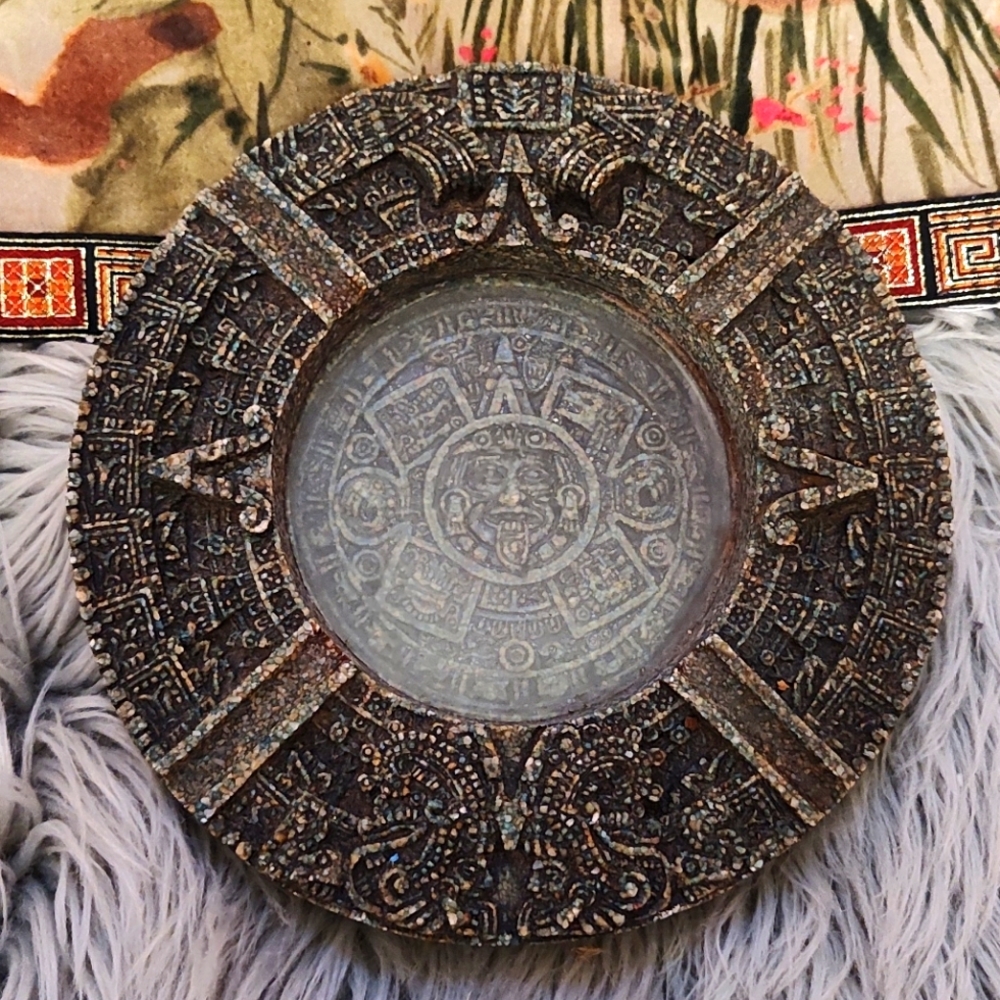 RARE Ancient Earthy Aztec Tribal Stone Pebble Ashtray/Candleholder/Trinket